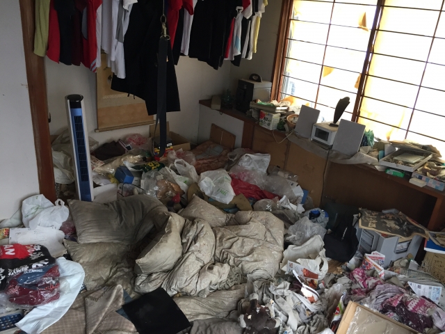 �S�~���~�Еt��